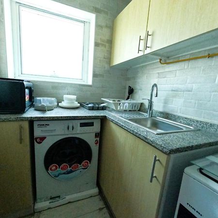 Abu Hail Star Residence - Home Stay Dubai Bagian luar foto