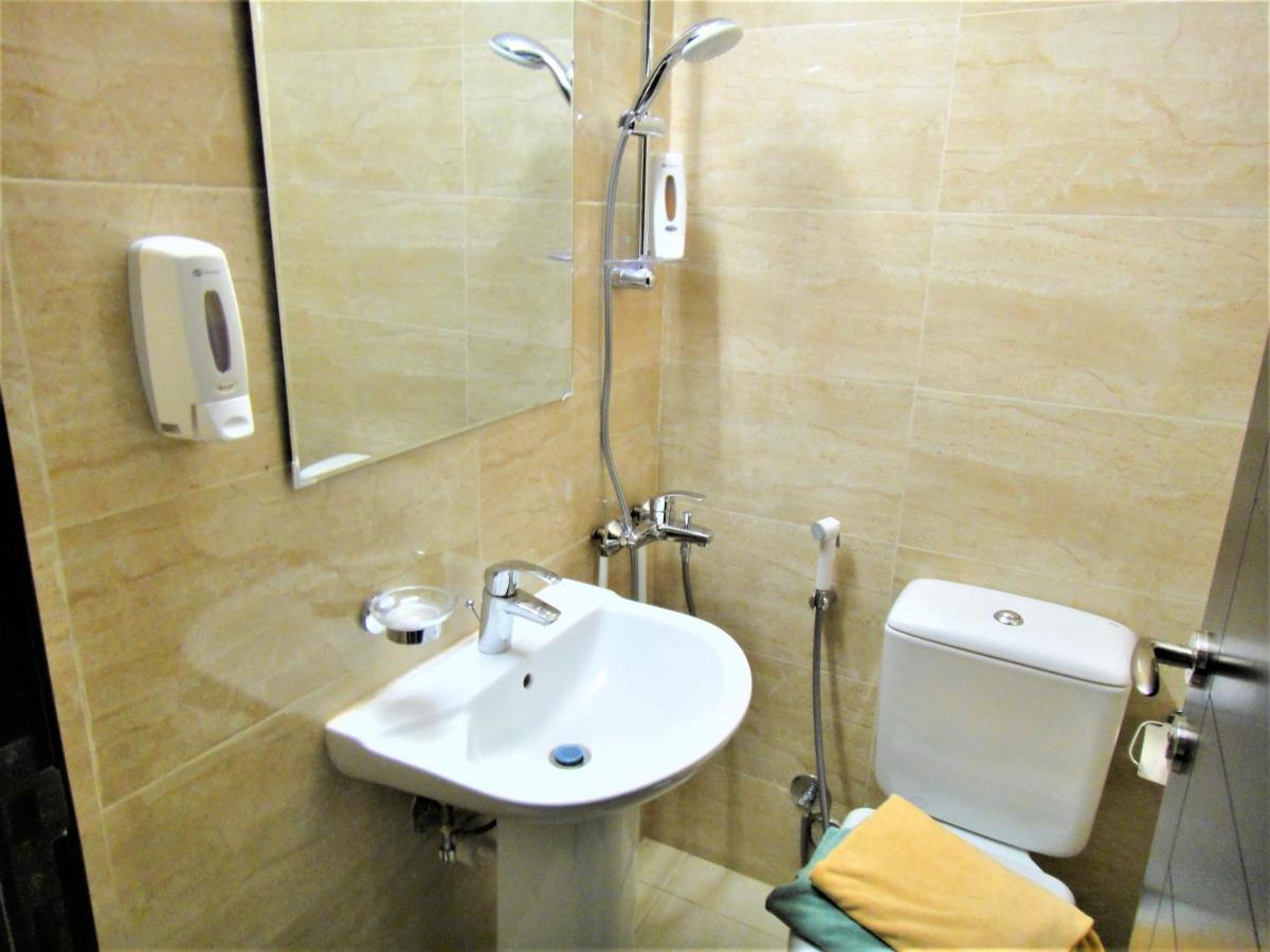 Abu Hail Star Residence - Home Stay Dubai Bagian luar foto
