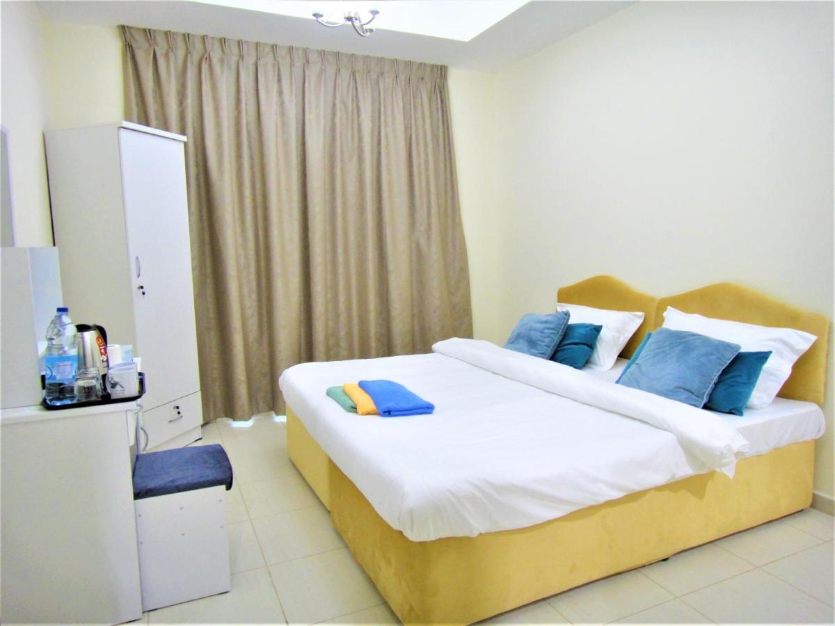 Abu Hail Star Residence - Home Stay Dubai Bagian luar foto