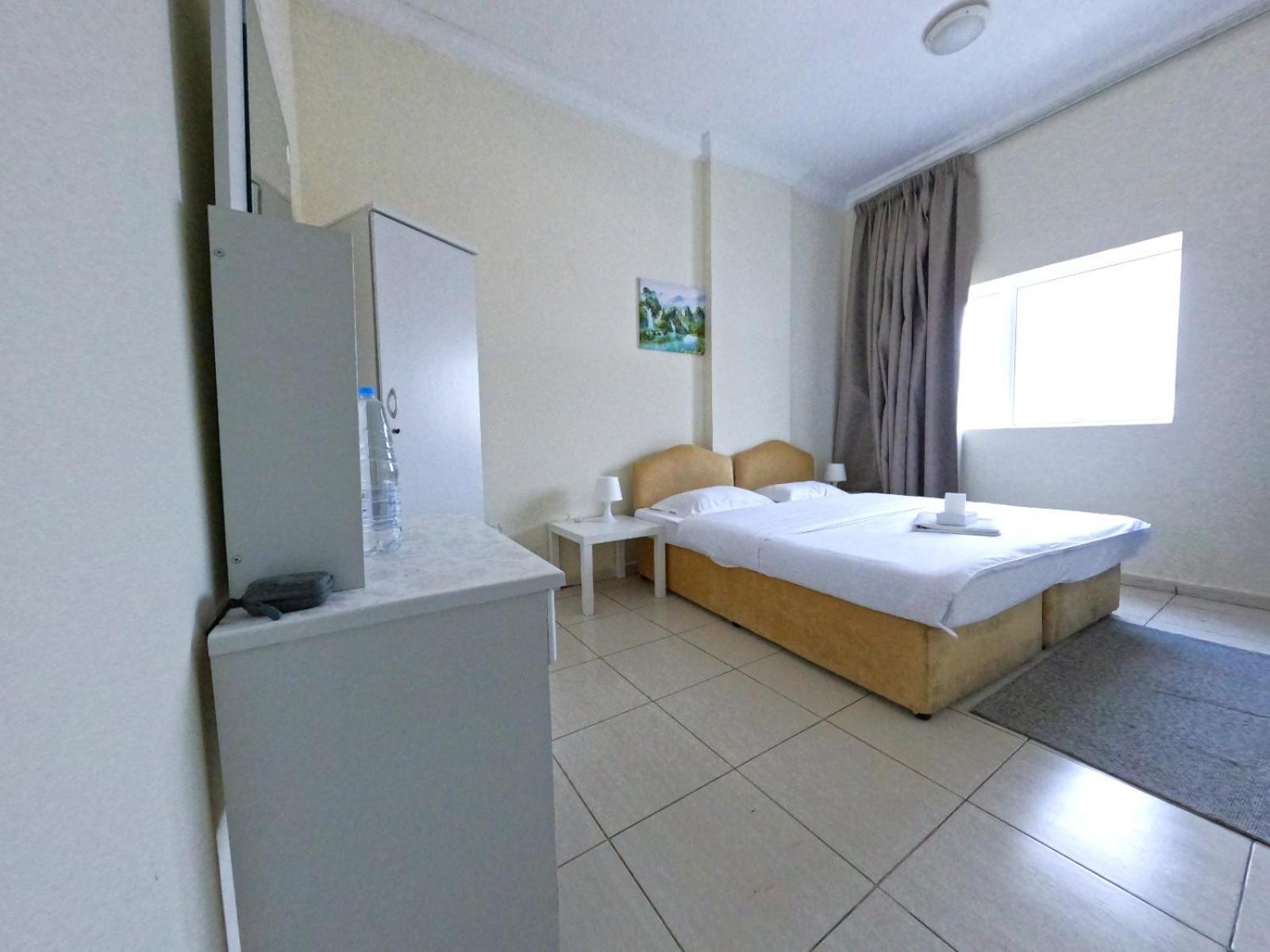 Abu Hail Star Residence - Home Stay Dubai Bagian luar foto